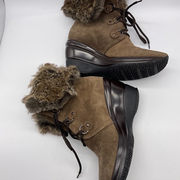 Aquatalia Marvin K 8 Wedge Heel Suede Ankle Boots Faux Fur Lined Italy Lace Up - Picture 3 of 10